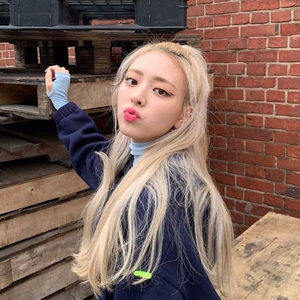 Meet your Posher, Naledi